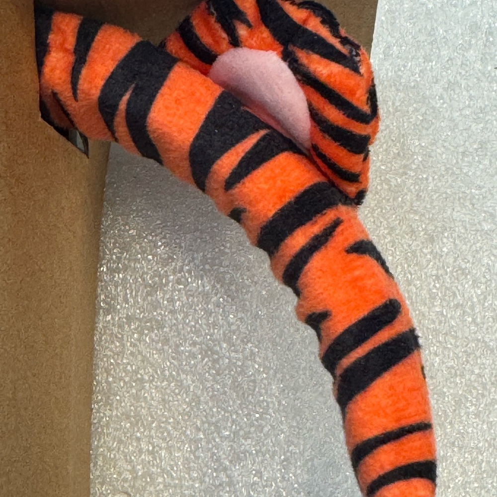 Furry Wired‎ Headphones - Orange and Black - Picture 5 of 8